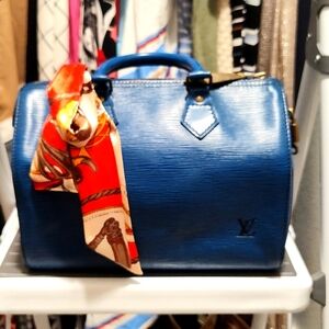 LOUIS VUITTON VINTAGE '91 BLUEBERRY EPI LEATHER SPEEDY 25 LOCK/KEY#312 VERY GOOD